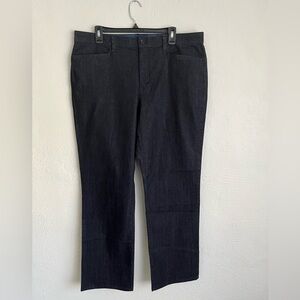 GLORIA Vanderbilt Woman Blue Straight Leg Strech Jean, Size 16